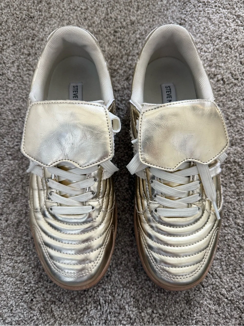 Steve Madden Madrid Gold Sneakers 9.5